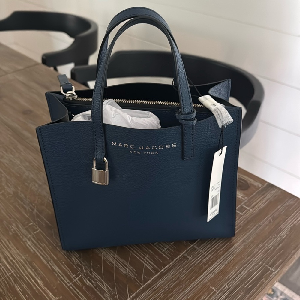 Marc Jacobs Bag never used tags still attached